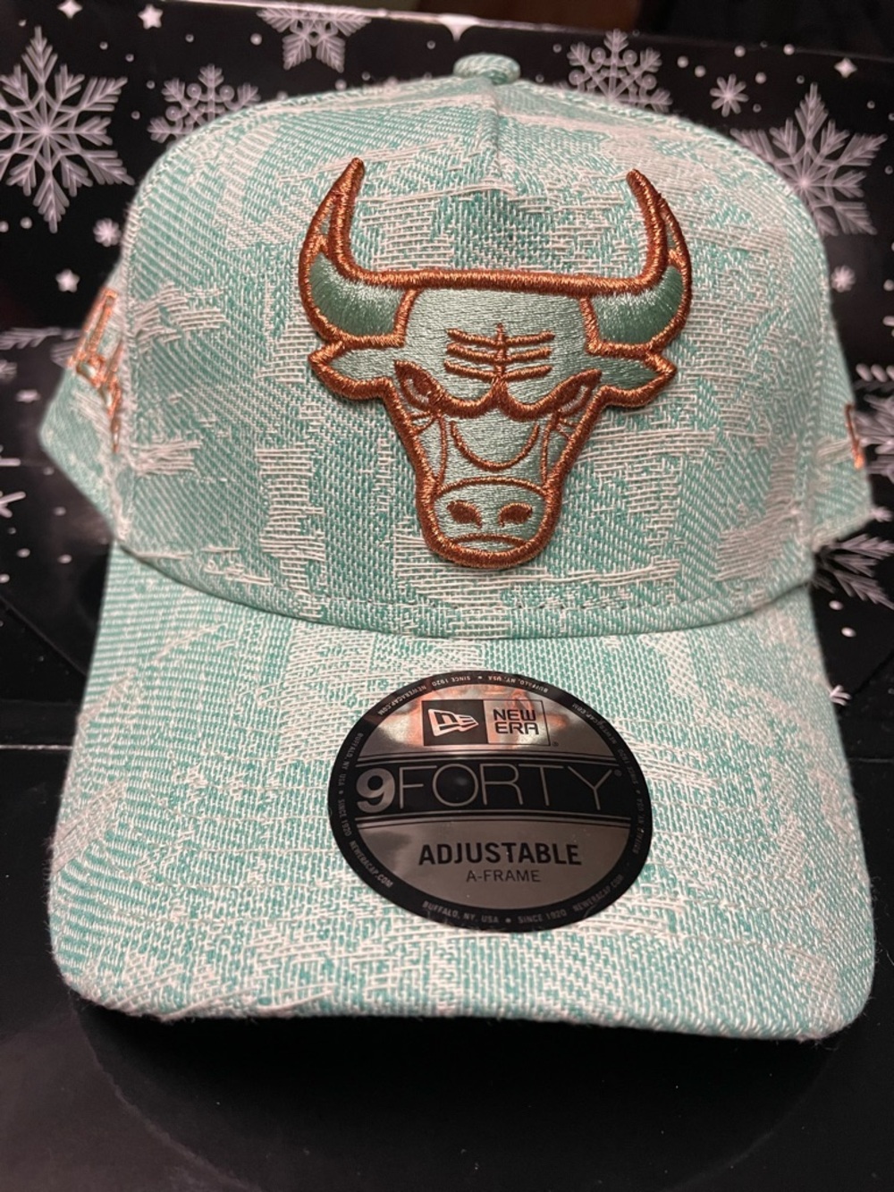 New Era Chicago Bulls Mint & Copper 9FORTY Adjustable Cap